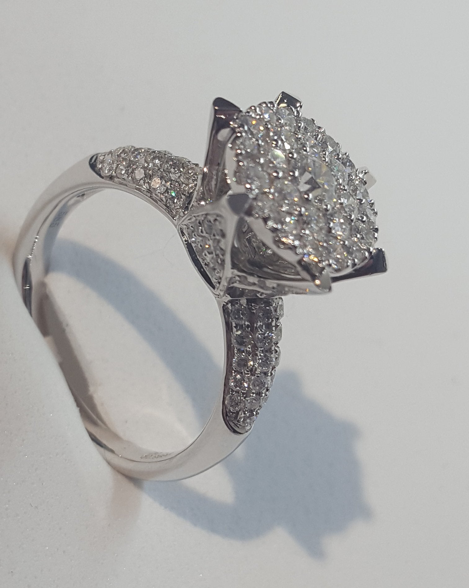 Women's White Gold Diamond Ring