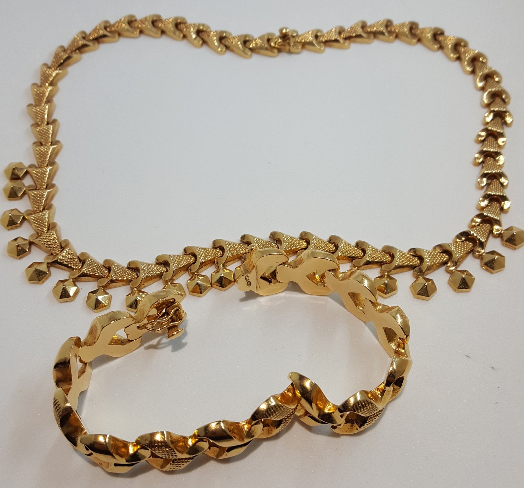 Sample Gold Necklace and Bracelet #6
